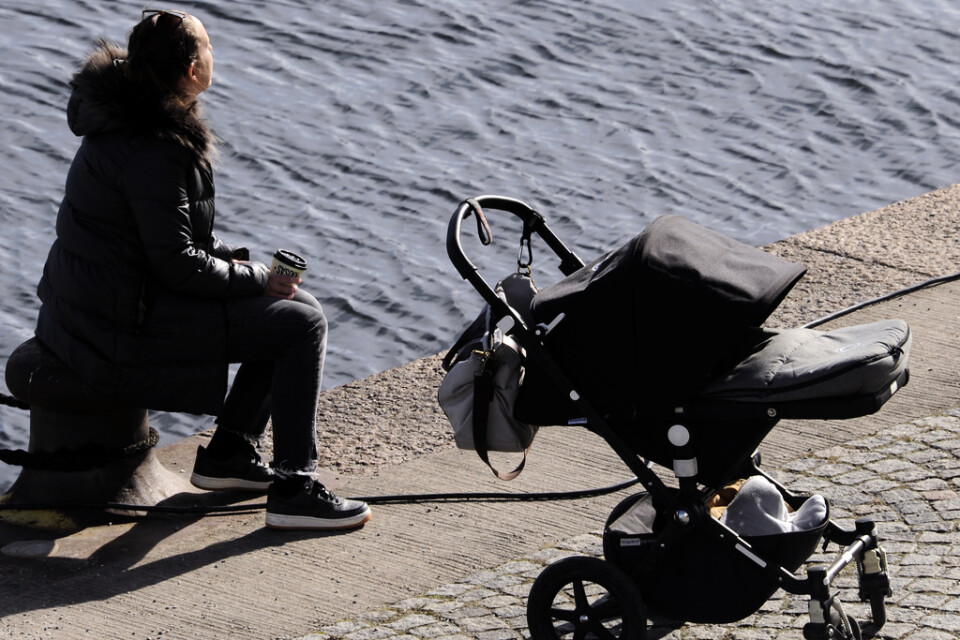 Enligt den norska studien har ensamstående mammor lättare att hitta ny partner än kvinnor utan barn. Arkivbild.