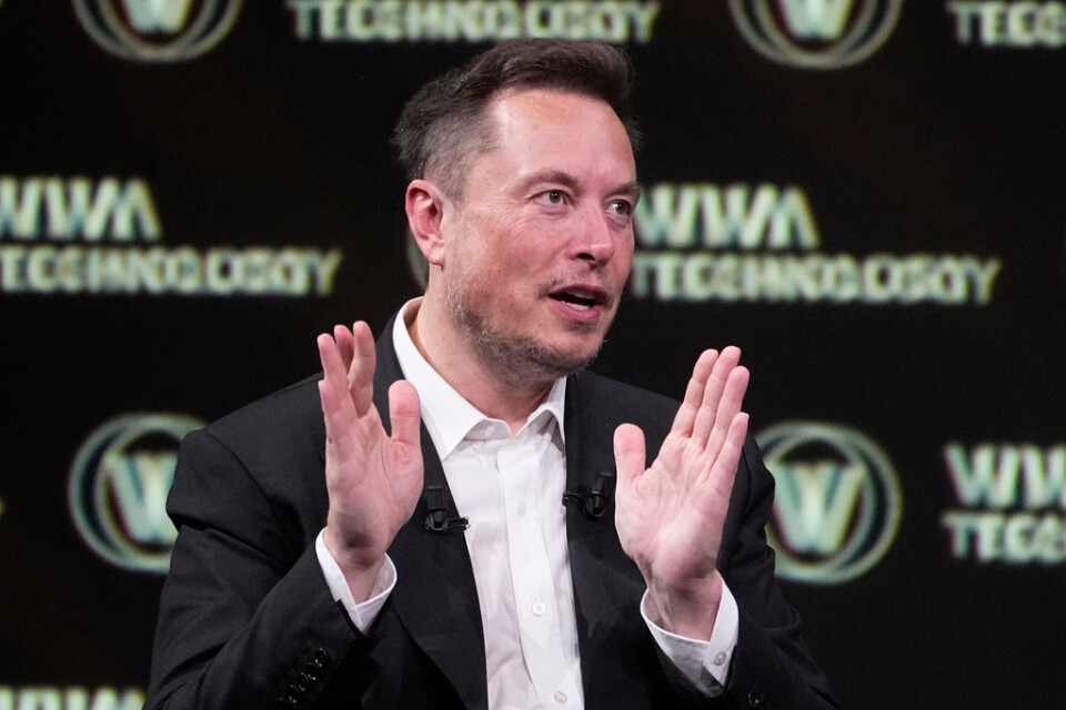 X, tidigare känd som Twitter, kan komma att ta ut en månadsavgift från alla användare av plattformen, enligt ägaren Elon Musk. Arkivbild.
