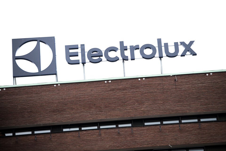 Electrolux klår sina egna förväntningar för det andra kvartalet, meddelar företaget.