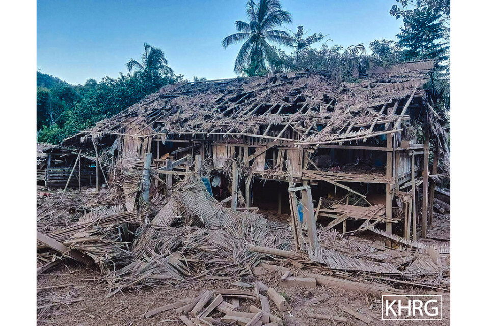 Ett hem som enligt uppgifter från hjälporganisationer förstörts i misstänkta militära attacker i distriktet Mutraw i förra veckan.