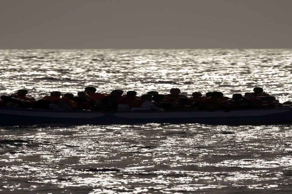 En migrantbåt på Medelhavet. Arkivbild.