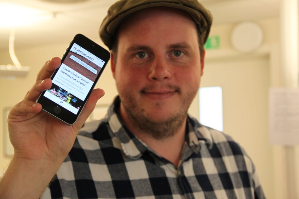 Ölandsbladet webbredaktör Alexander Jensen är glad för att 1 000 läsare redan har laddat ner appen ”MinÖlandsbladet”.