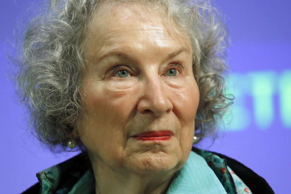 Den kanadensiska författaren Margaret Atwood är en av de 150 undertecknarna av det öppna brevet. Arkivbild.