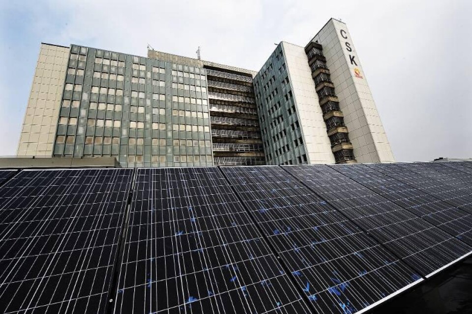 Det finns tankar om att kanske utöka med mer solceller längs CSK:s fasad i framtiden.