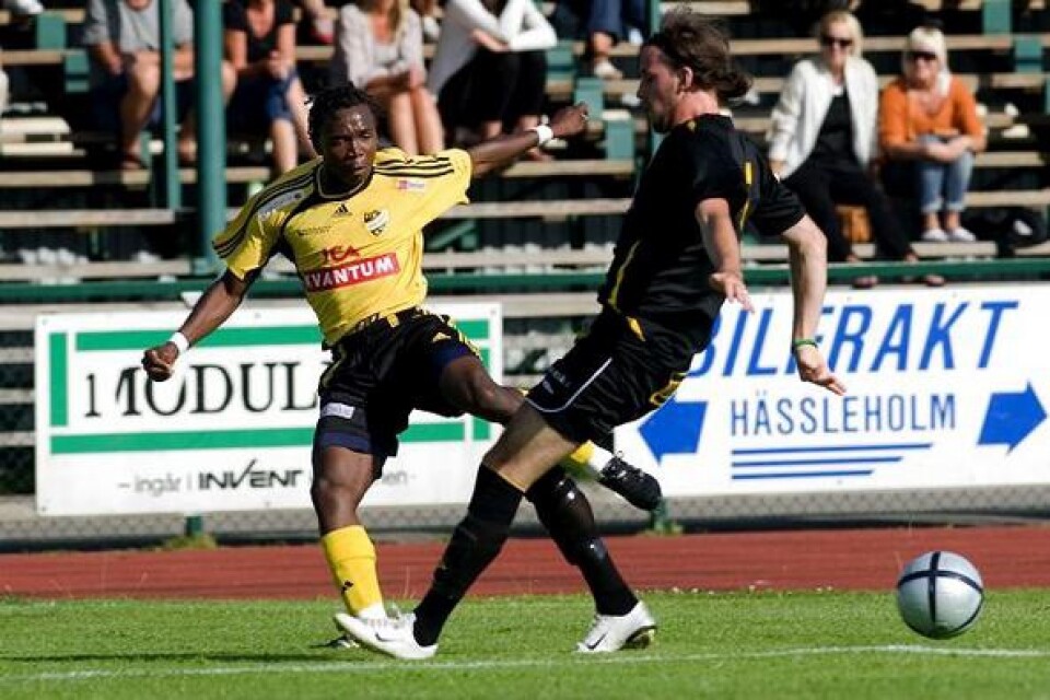 May Mahlangu debuterade när IFK Hässleholm mötte Asmundtorp. Bild: Tommy Svensson