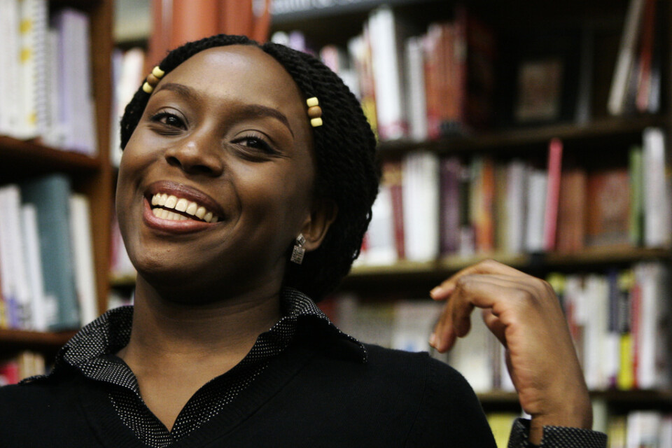 Chimamanda Ngozi Adichie har skrivit en av de böcker som har format vår värld, enligt BBc Arts. Arkivbild.
