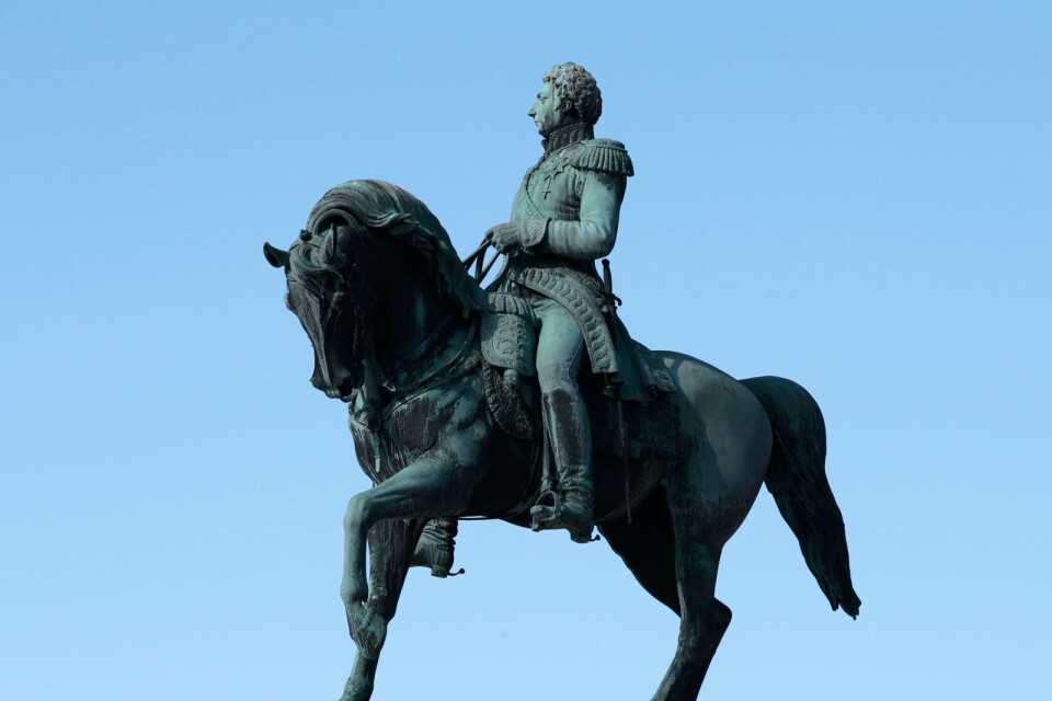 Karl XIV Johan lade grunden för den nya svenska säkerhetspolitiken som innebar att vi realistiskt började hålla oss på vår kant istället för att delta i det stora spelet