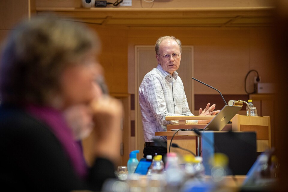 Bengt Wittesjö infomerade om de nya rekommendationerna under onsdagens regionstyrelsemöte.