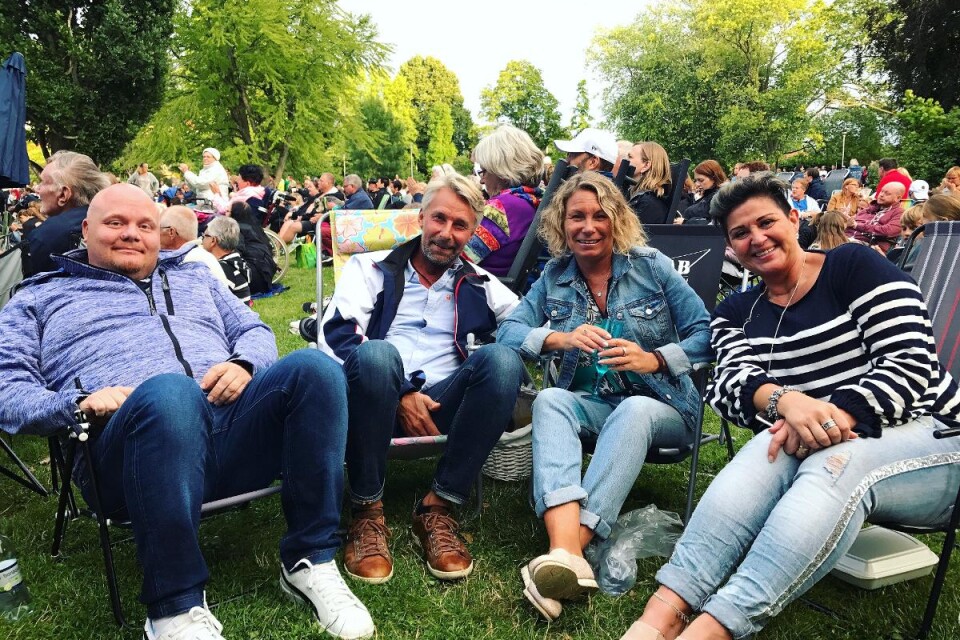 Jesper Urdén, Jonas Ericsson, Susanne Neuhaus och Andrea Barbier gästade Allsången i Linnéparken. Foto: Emma Koivisto