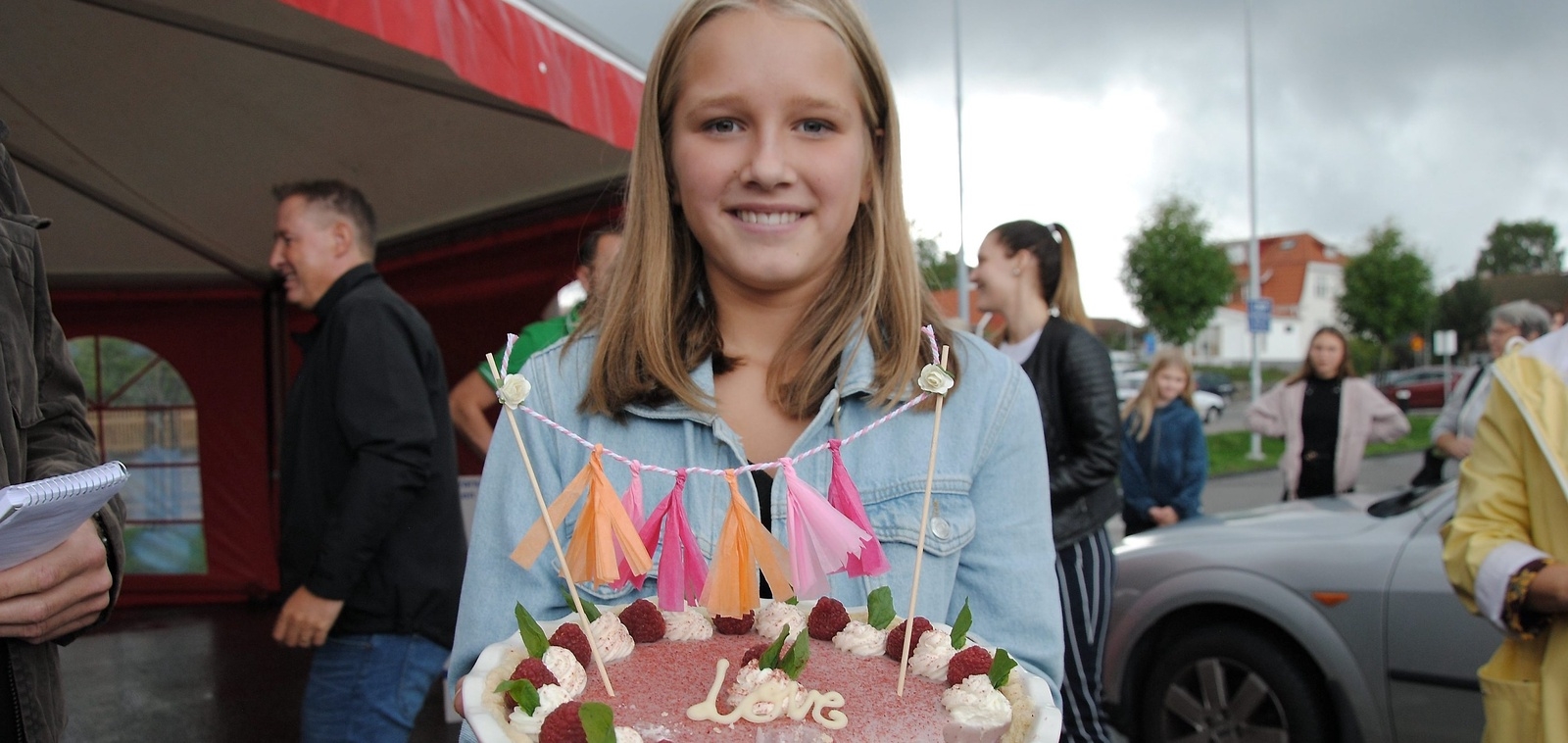Agnes Johnsson, 12 år, Osby, vann Norra Skånes pajtävling på Familjedagen i Osby den 1 september 2018. FOTO: SUSANNE GÄRE