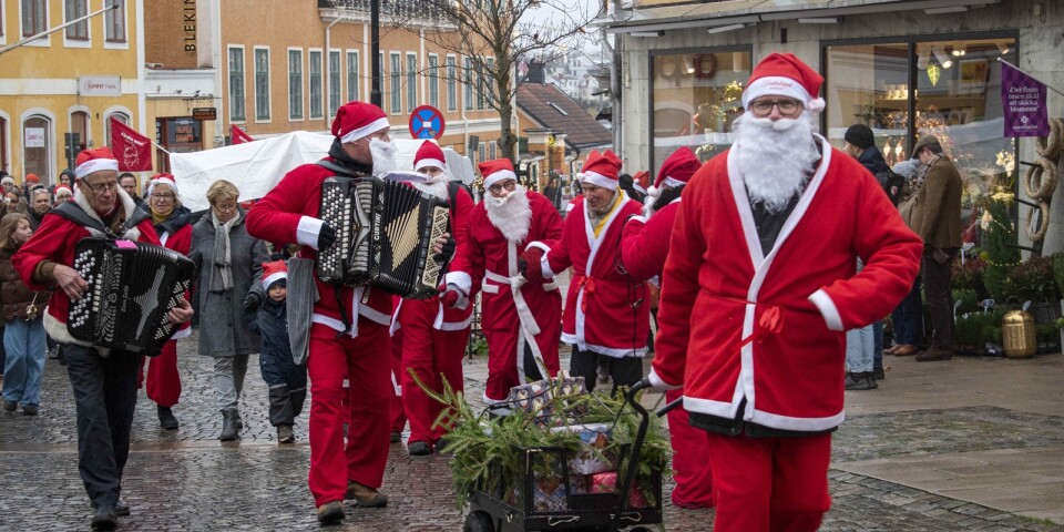 Premiär för tomtesläppet i Karlskrona under årets julmarknad.