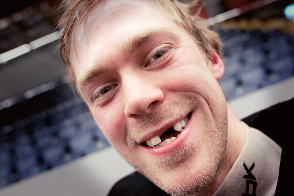 Joakim Persson är beredd att offra fler tänder för BHC-seger.