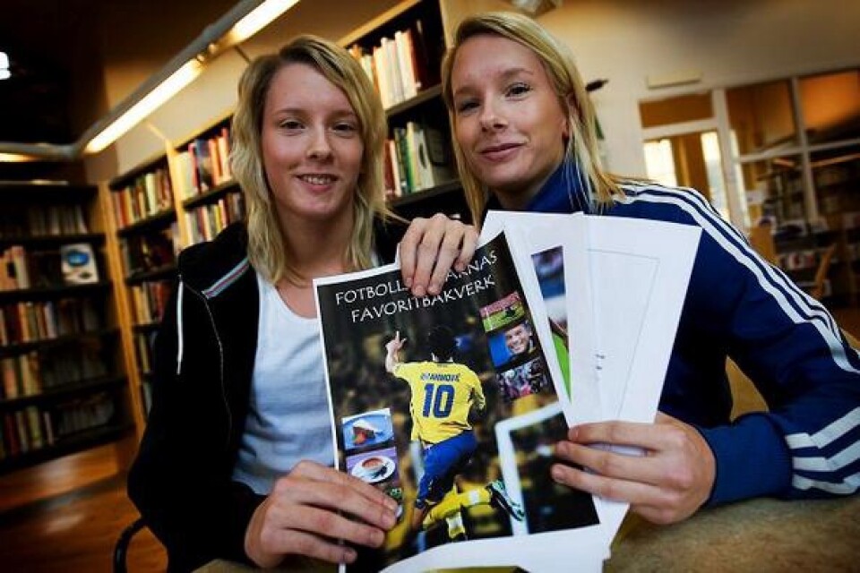 Tvillingarna Maria och Sofia Persson har äntligen gett ut sin bok om fotbollsstjärnors favoritbakverk. Bild: Tommy Svensson