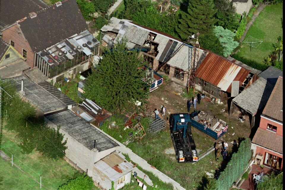 Gården där den belgiske seriemördaren och pedofilen Marc Dutroux höll sina offer fångna är numera en minnesträdgård. Arkivbild.