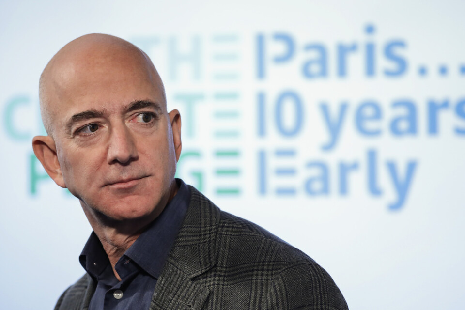Jeff Bezos företag Amazon ska vara klimatneutralt 2040, tio år innan Parisavtalet kräver. Arkivbild.