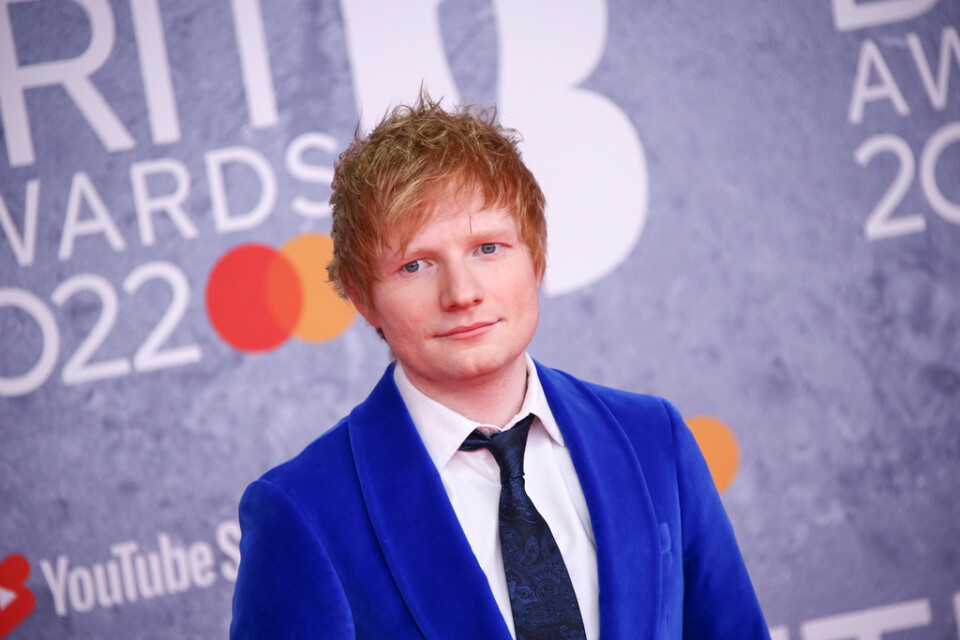 Att Ed Sheeran nyligen tillägnade 1 Cuz en låt på en spelning är bland det sjukaste som hänt honom, säger den svenske hiphopartisten.